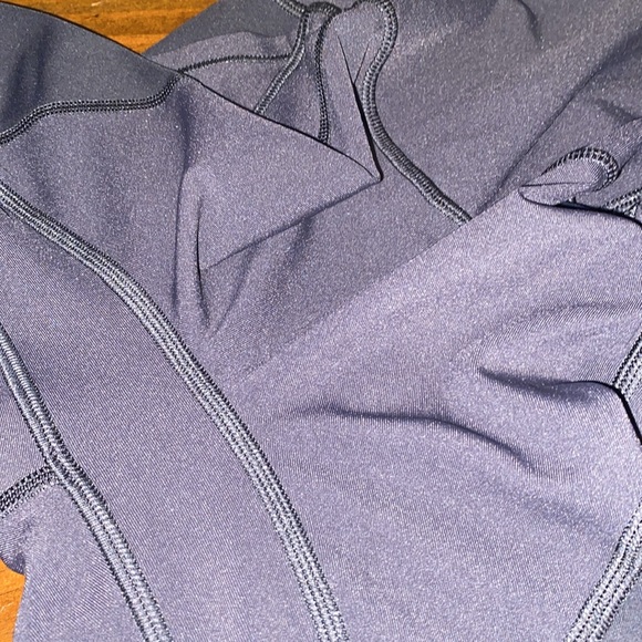 LULULEMON BLACK HIGH WAISTED REFLECTIVE YOGA PANTS🍋 - Picture 16 of 16